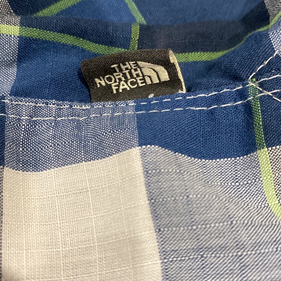 The North Face | Men’s Short Sleeve Plaid Button Down Shirt - Size Small - Picture 5 of 6